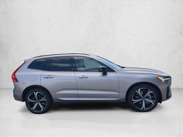 Used 2023 Volvo XC60 T8 Ultimate image 4