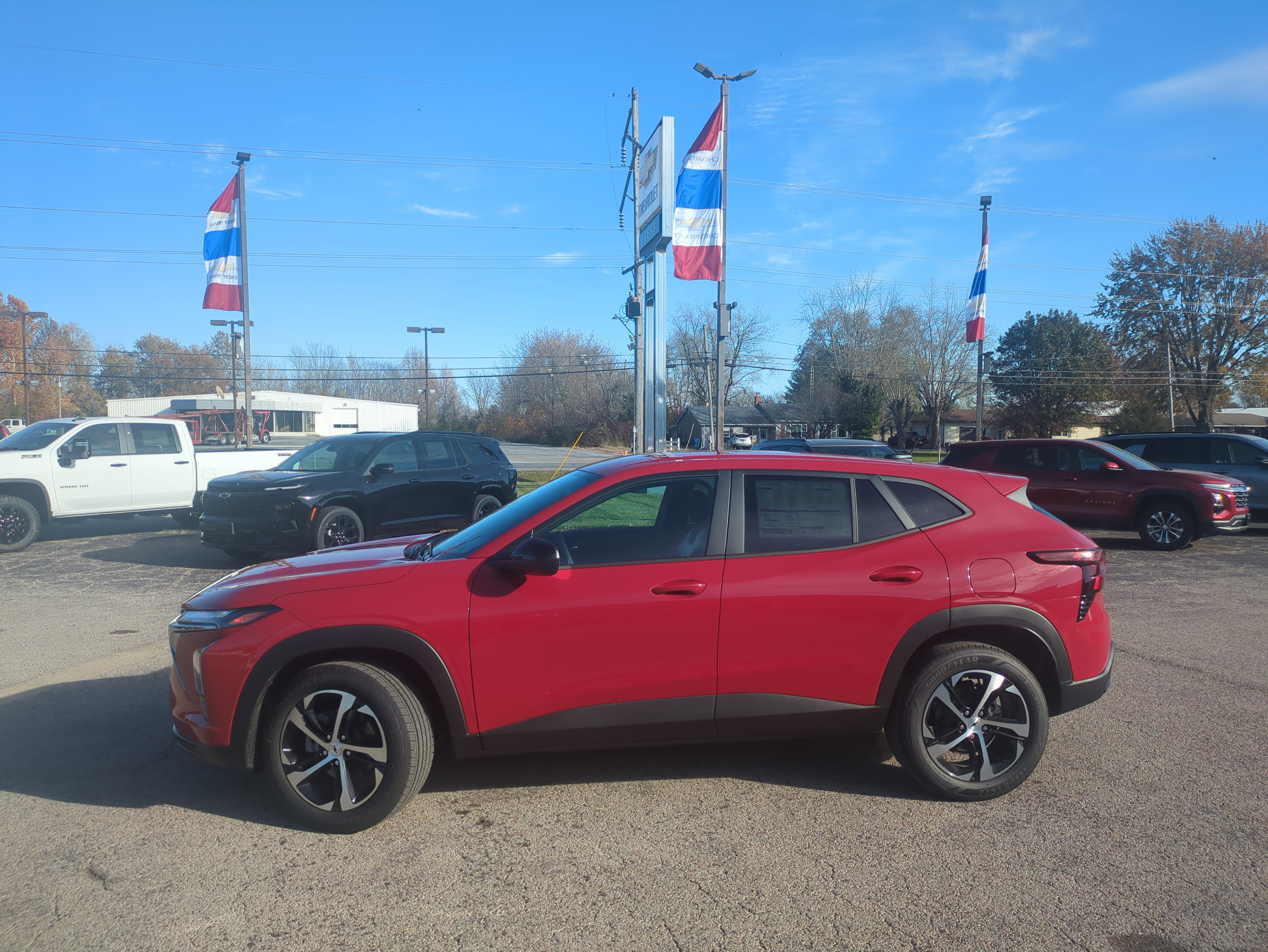 Used 2026 Chevrolet Trax RS image 2