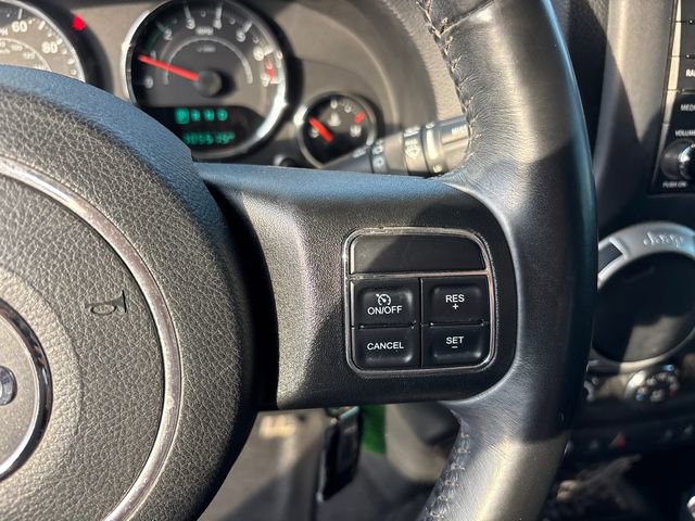 Used 2018 Jeep Wrangler Unlimited Sahara w/ Connectivity Group image 19