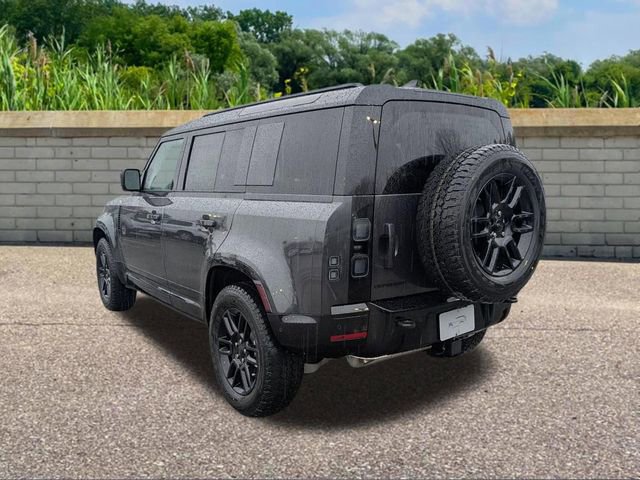 New 2026 Land Rover Defender 110 X-Dynamic SE image 6
