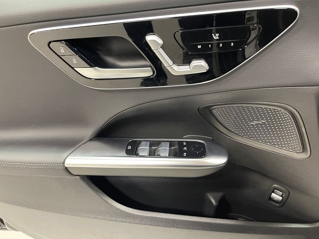 Certified 2023 Mercedes-Benz C 300 4MATIC Sedan image 18