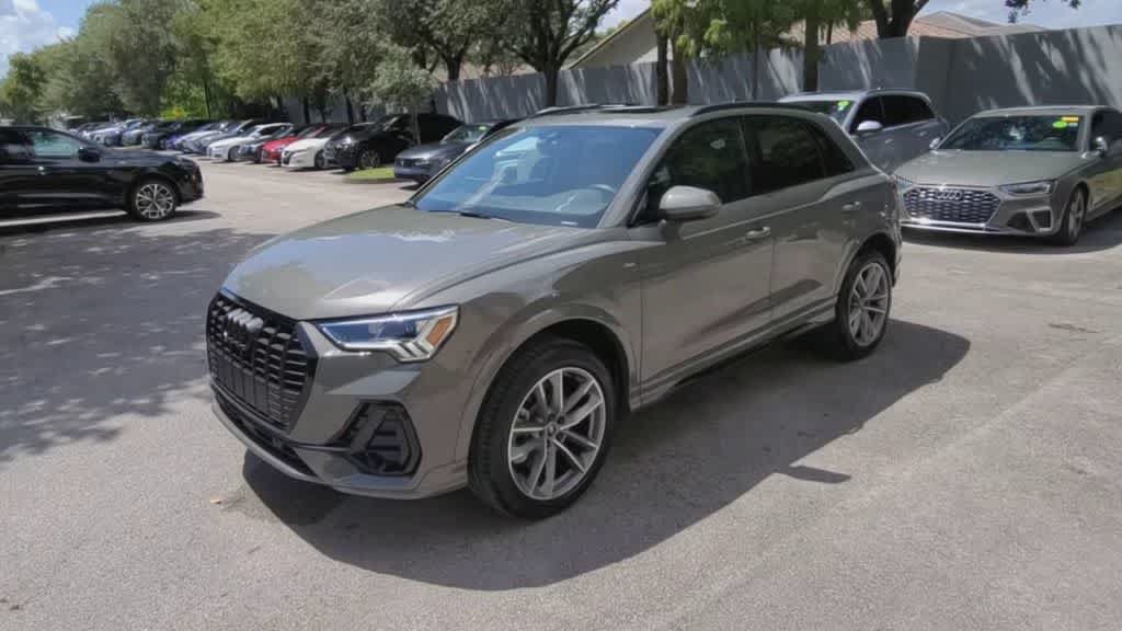 Certified 2024 Audi Q3 2.0T Premium AWD/4WD image 4