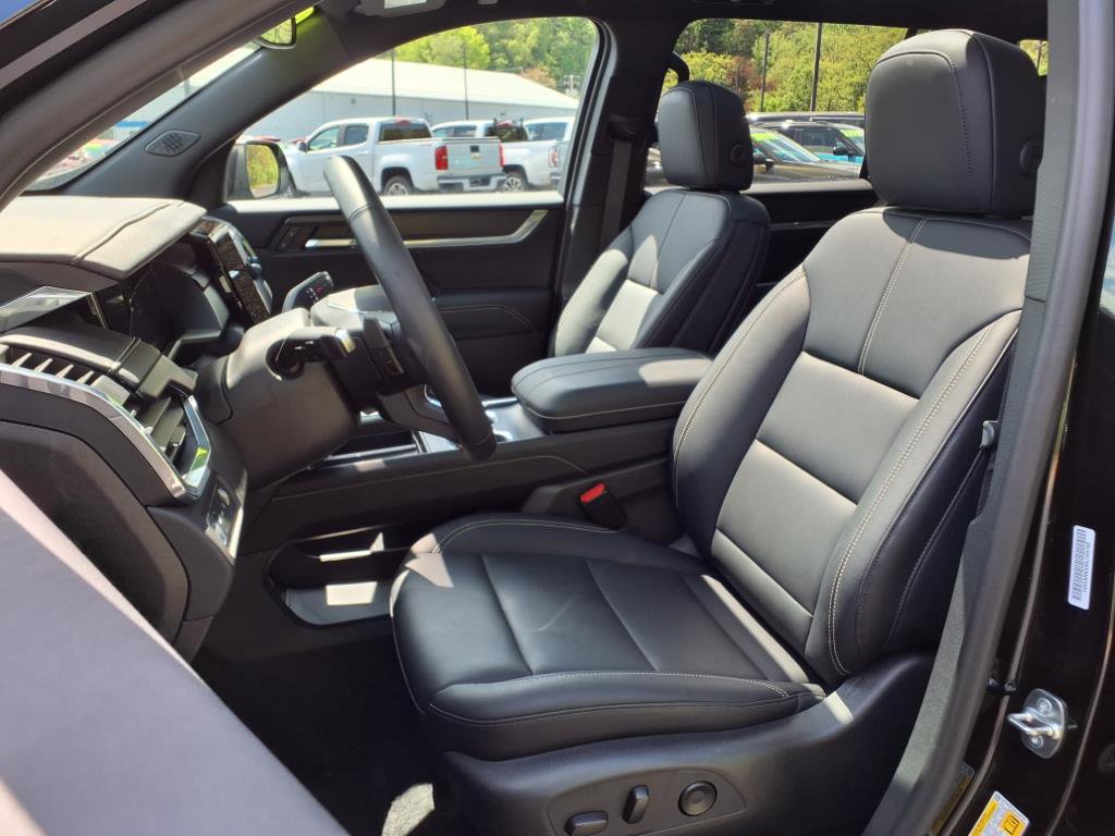 Used 2024 GMC Acadia Elevation AWD/4WD image 7