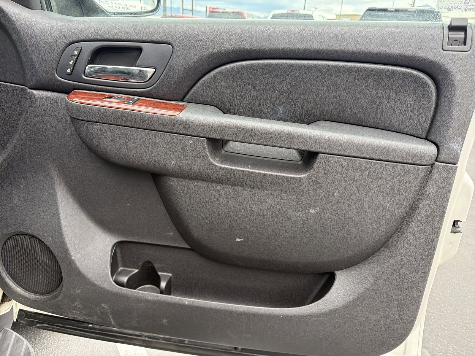 Used 2011 Chevrolet Avalanche LTZ image 29