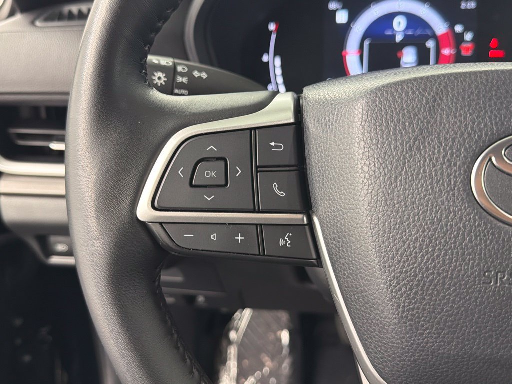 Certified 2026 Toyota Grand Highlander FWD image 26