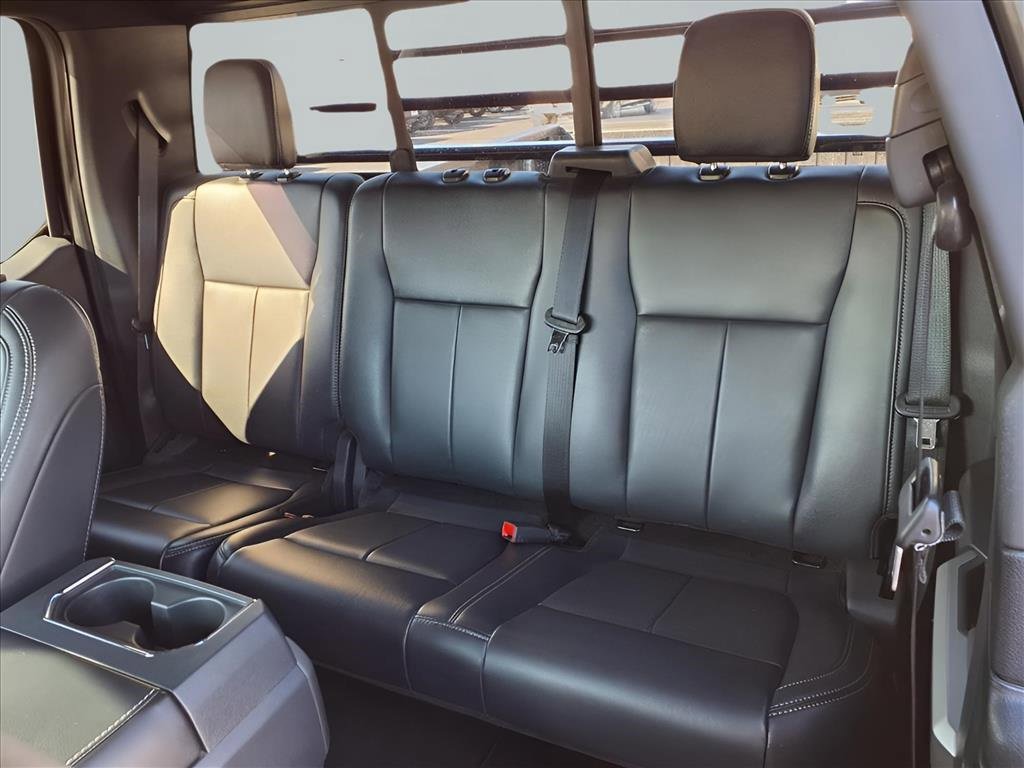 Used 2022 Ford F350 Lariat w/ Chrome Package image 22