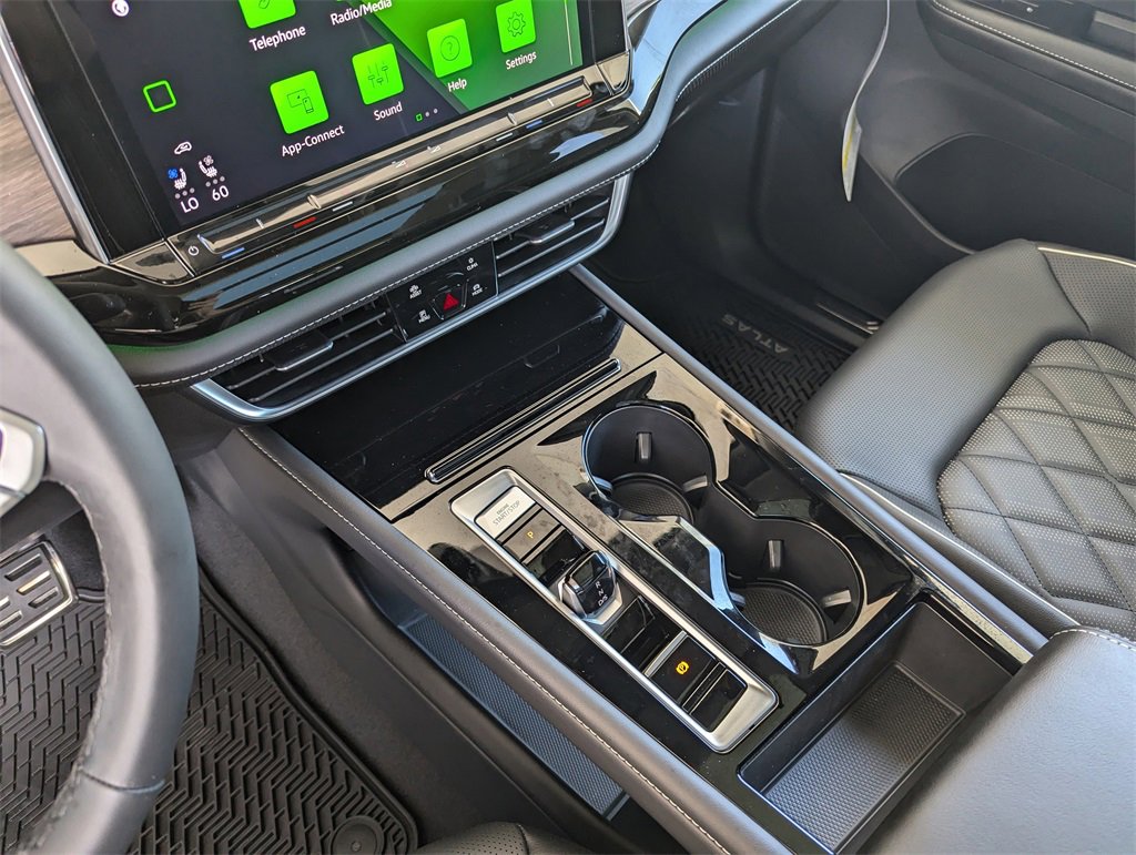 New 2025 Volkswagen Atlas SEL Premium R-Line image 27