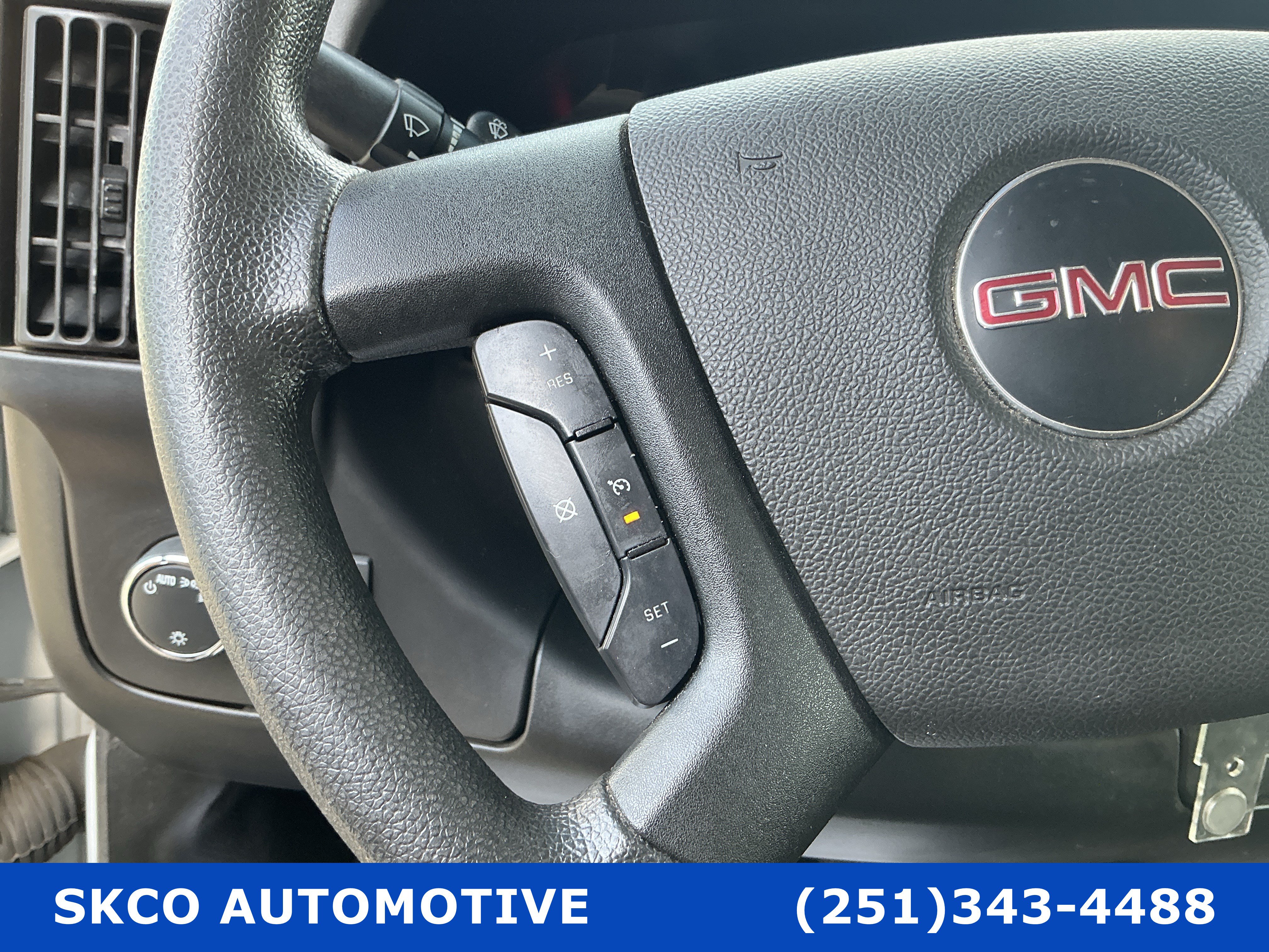 Used 2022 GMC Savana 2500 w/ Driver Convenience Package RWD image 20