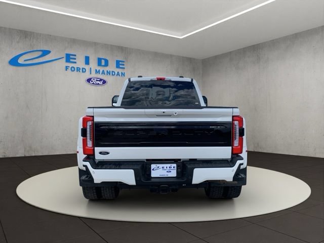 Used 2026 Ford F450 Platinum w/ FX4 Off-Road Package AWD/4WD image 13