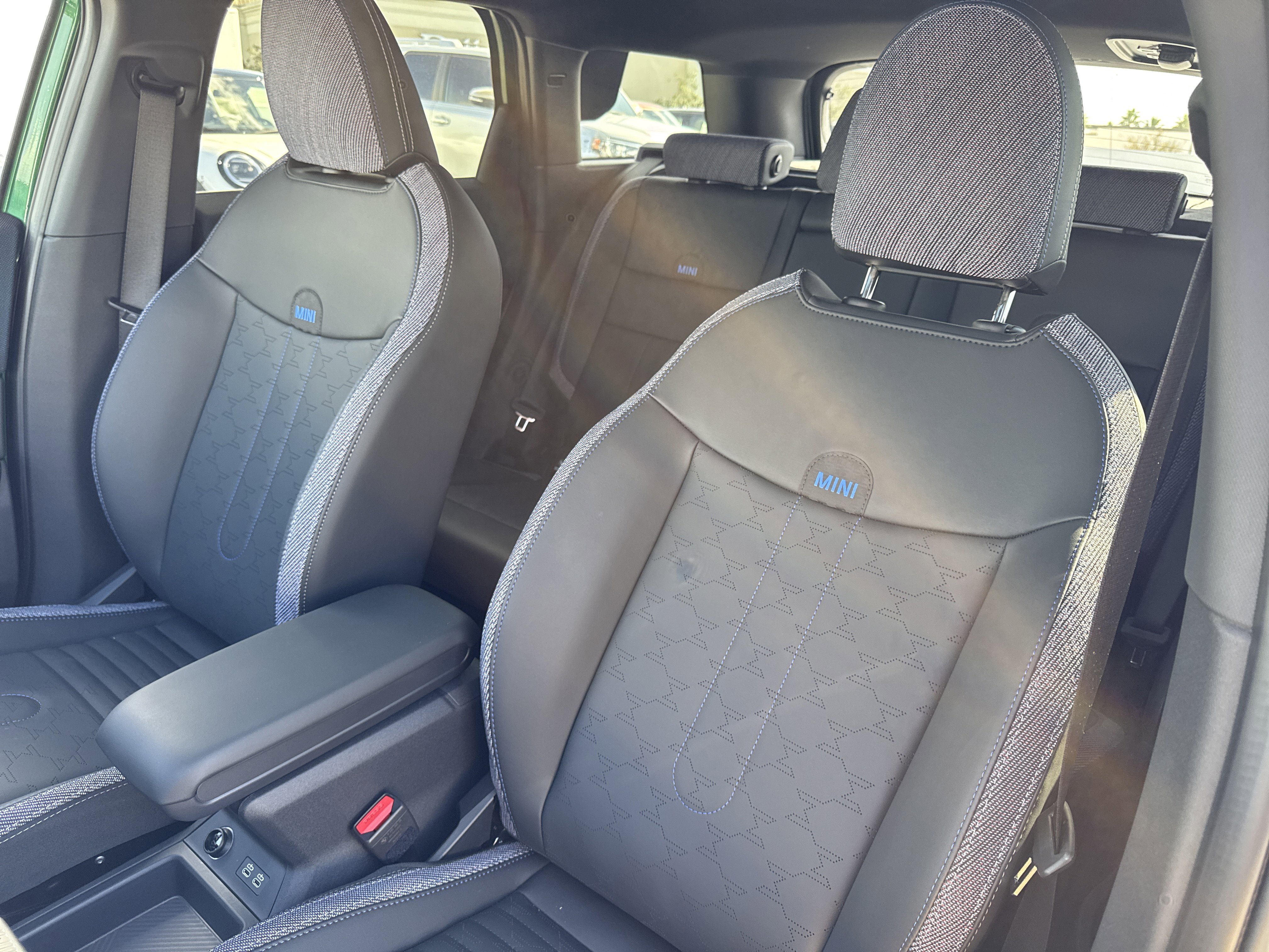 New 2025 MINI Cooper Countryman S w/ Comfort Package Max image 24