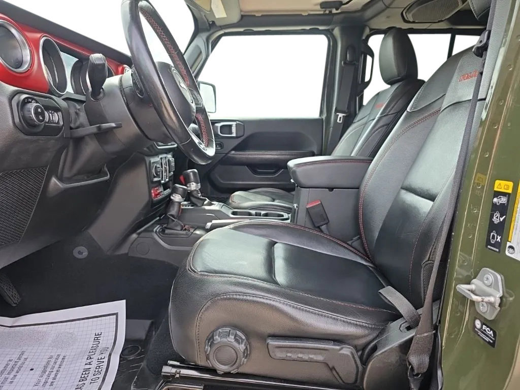 Used 2021 Jeep Gladiator Rubicon AWD/4WD image 16