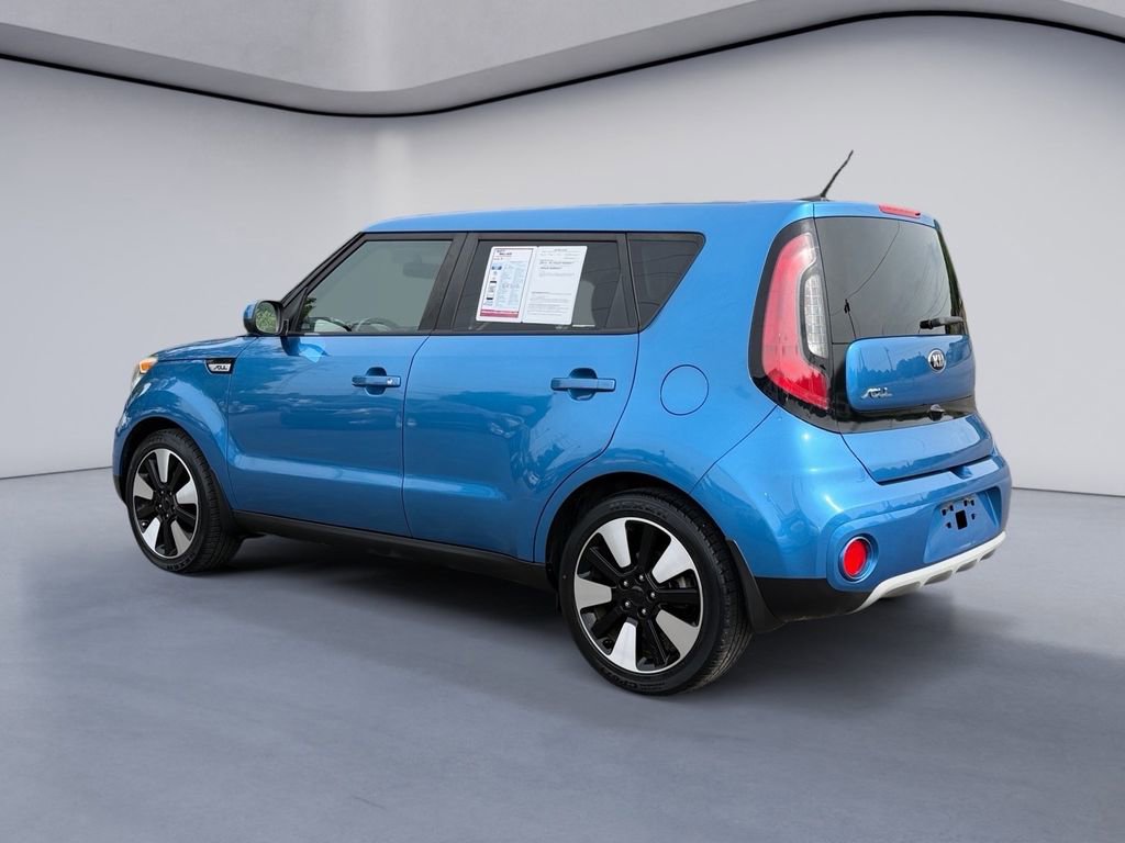 Used 2019 Kia Soul + FWD image 3