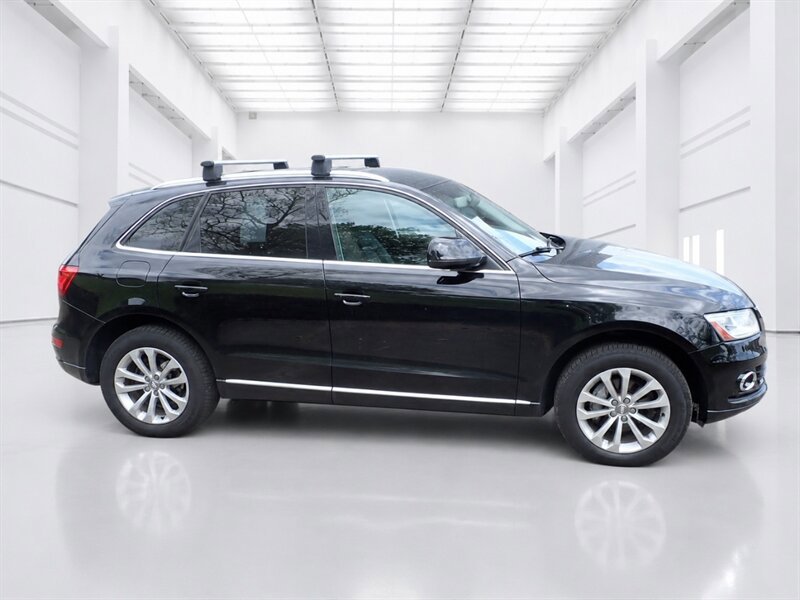 Used 2013 Audi Q5 2.0T Premium w/ Convenience Pkg AWD/4WD image 3