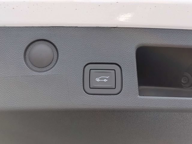 New 2026 GMC Terrain AT4 w/ Convenience Package III AWD/4WD image 14
