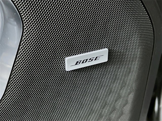 Used 2021 GMC Yukon SLT w/ SLT Luxury Package image 34