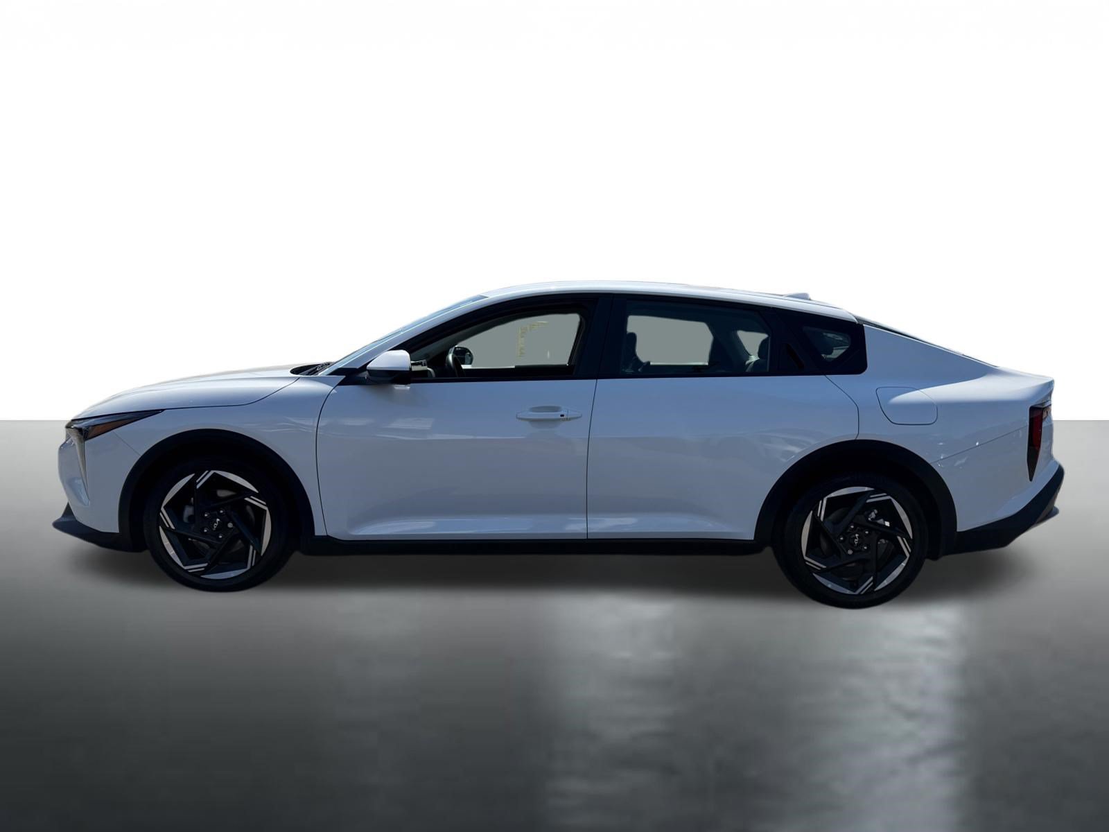 Certified 2025 Kia K4 GT-Line Turbo FWD image 5