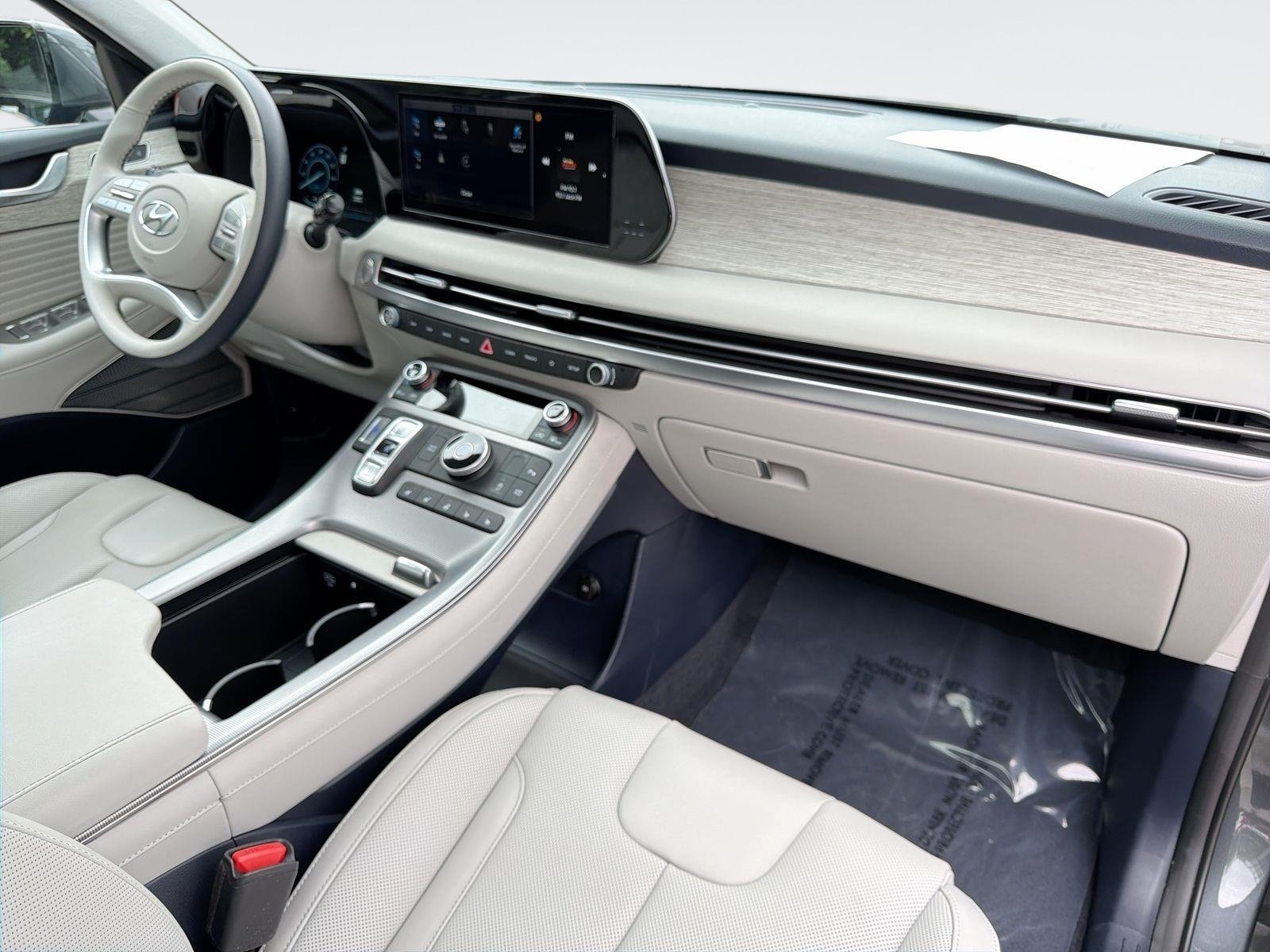 Used 2025 Hyundai Palisade Calligraphy FWD image 33
