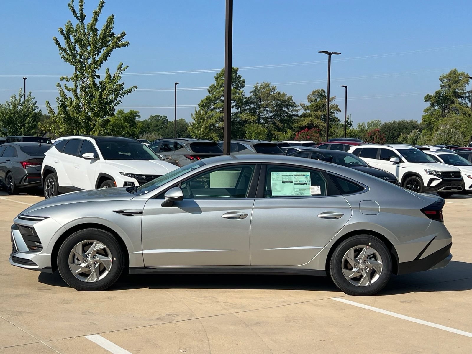 New 2026 Hyundai Sonata SE FWD image 6