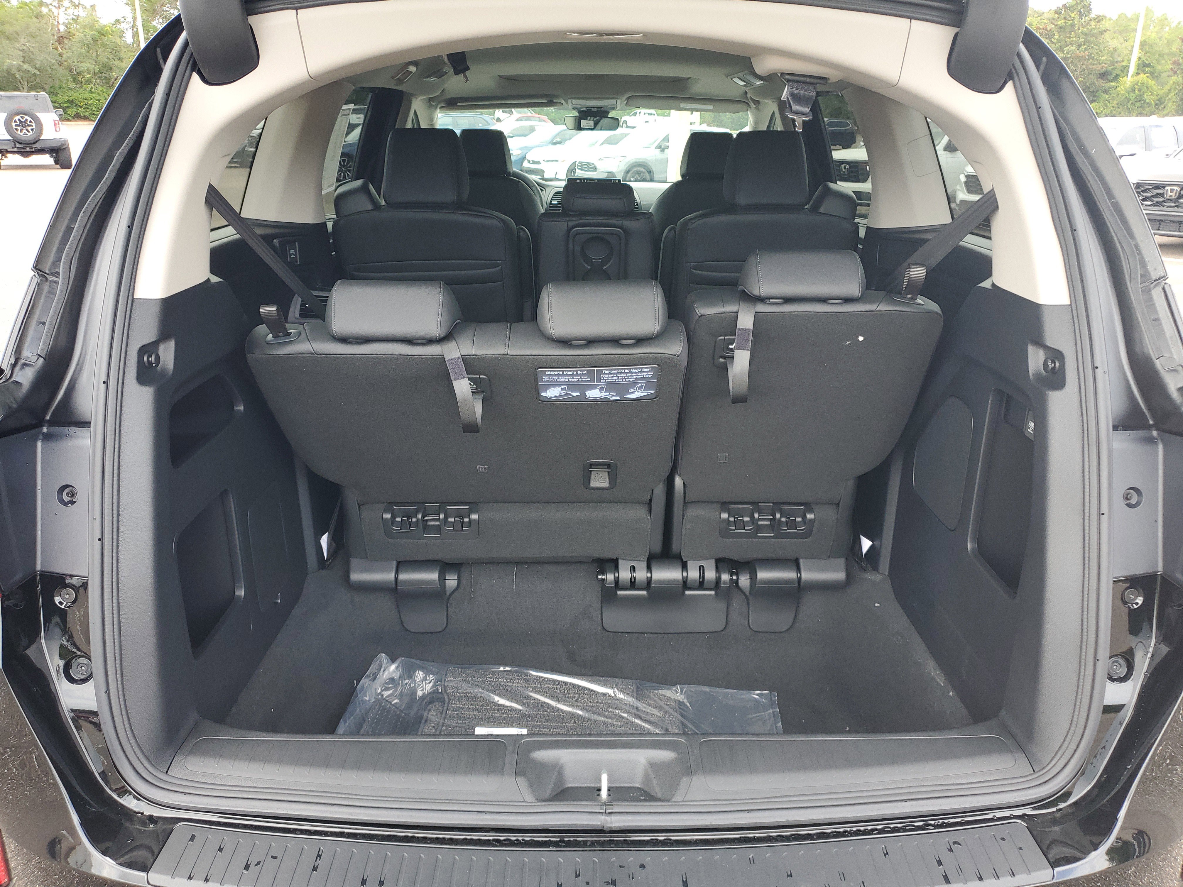 New 2026 Honda Odyssey EX-L image 7