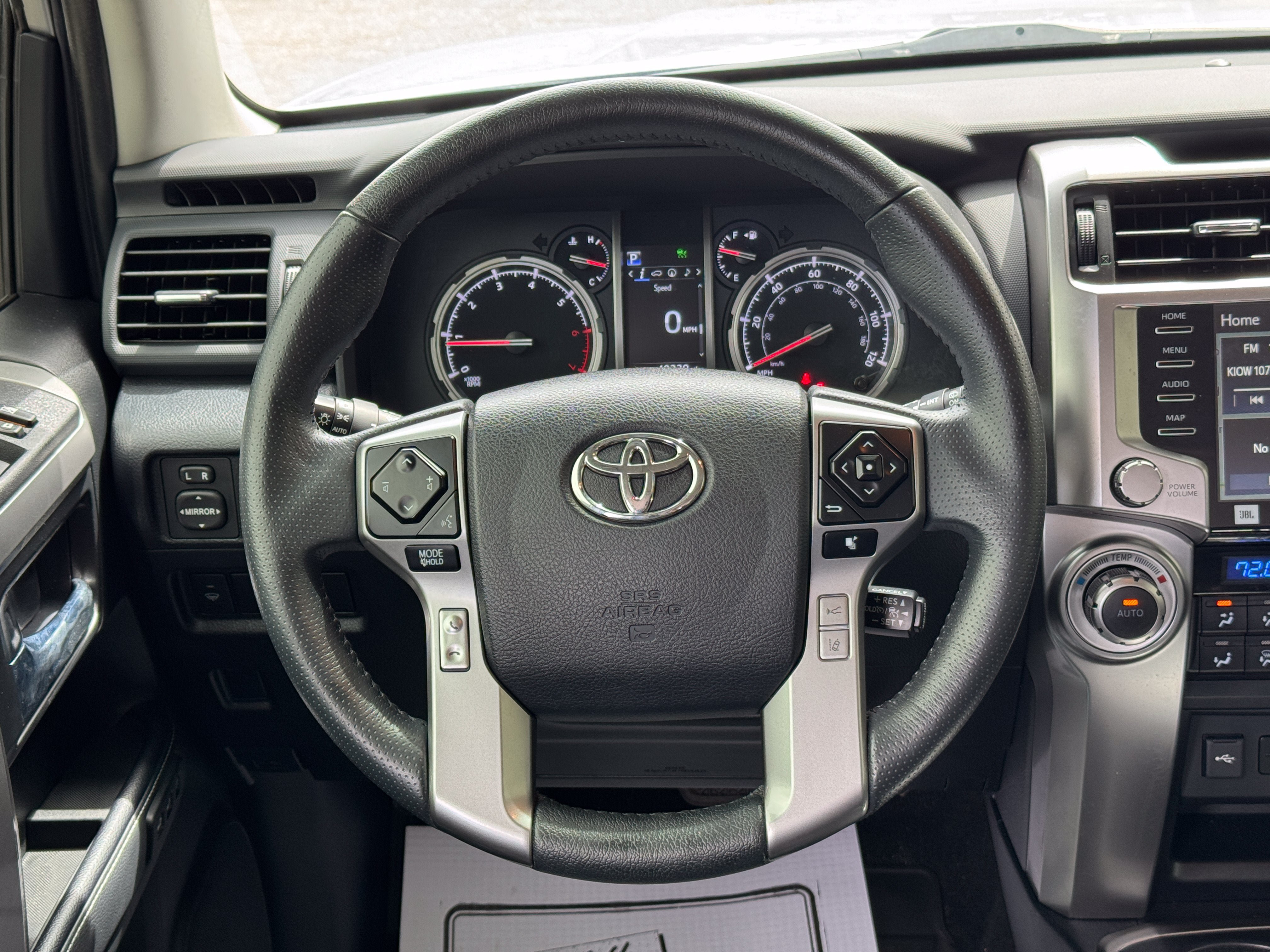 Used 2021 Toyota 4Runner Limited AWD/4WD image 10