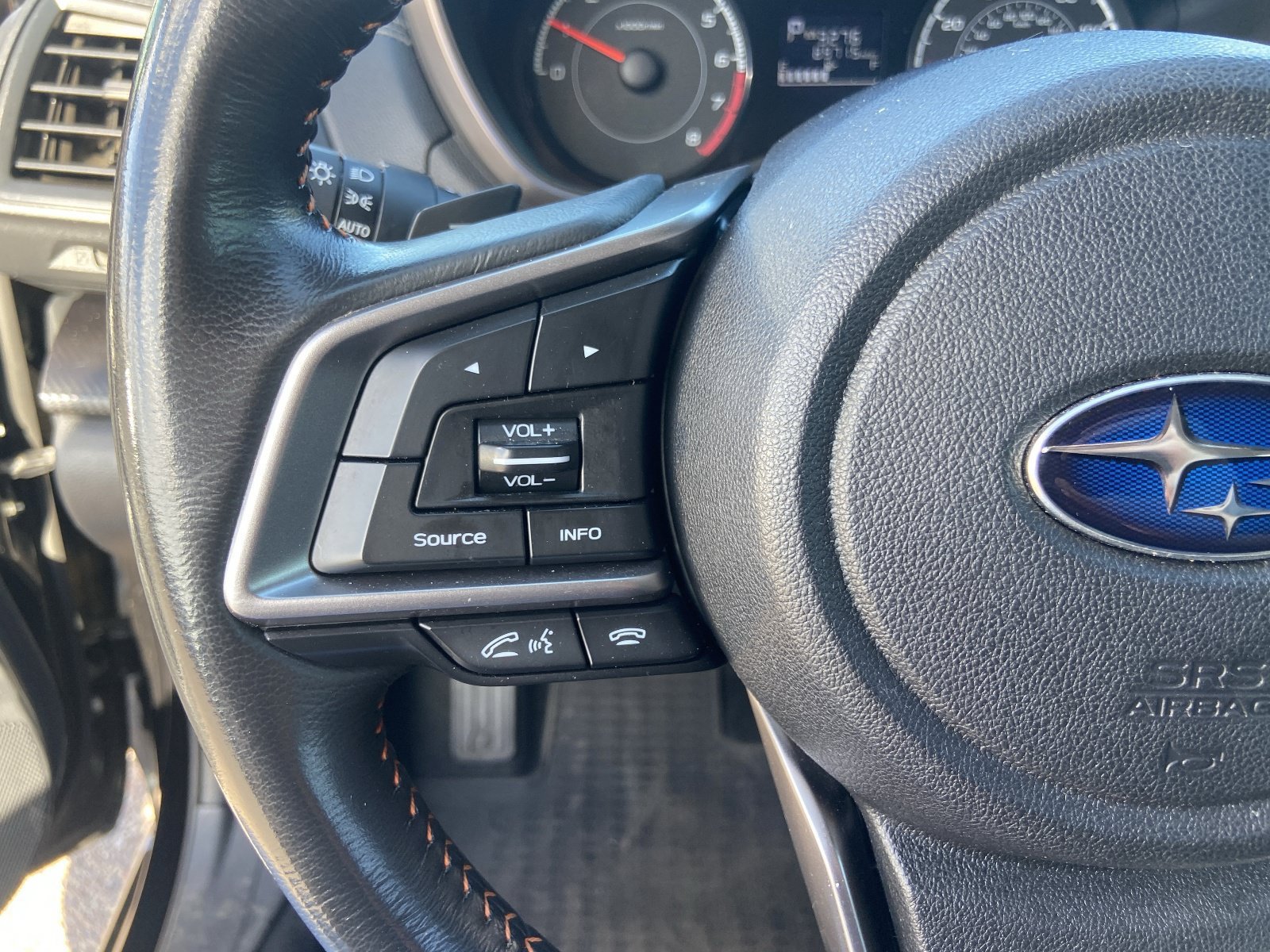 Used 2018 Subaru Crosstrek 2.0i Premium AWD/4WD image 21