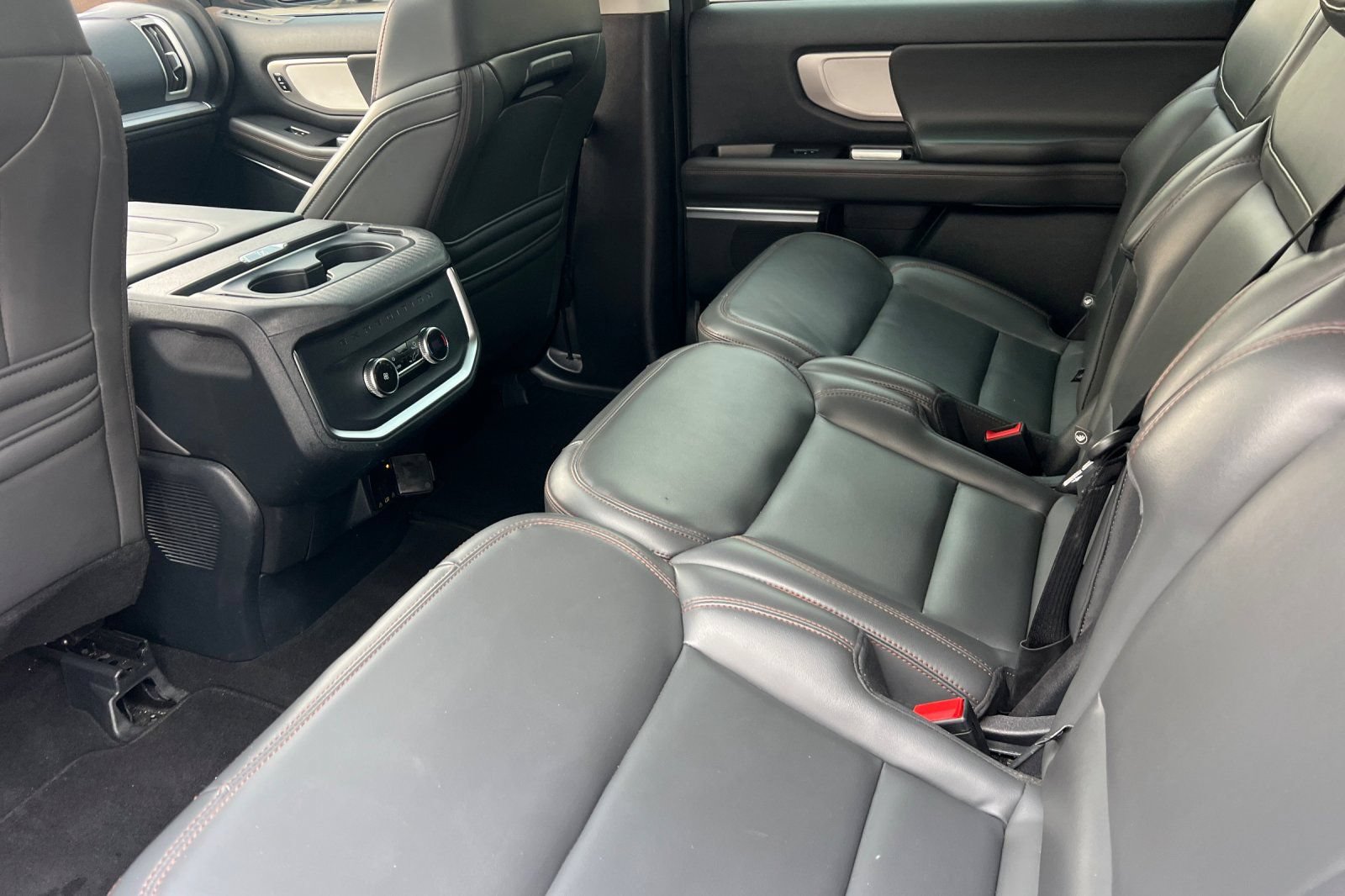 Used 2025 Ford Expedition Max Active AWD/4WD image 13