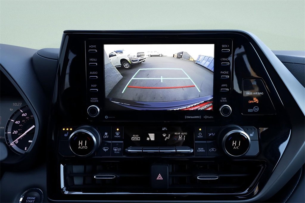 Certified 2022 Toyota Highlander XLE image 31