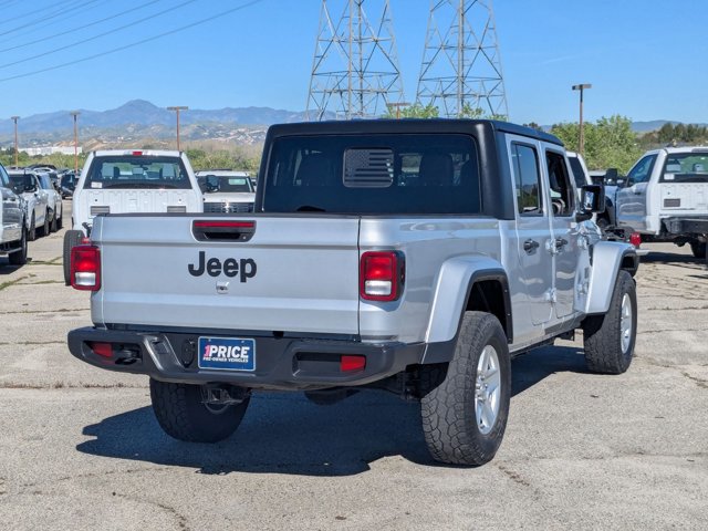 Used 2022 Jeep Gladiator Sport image 5