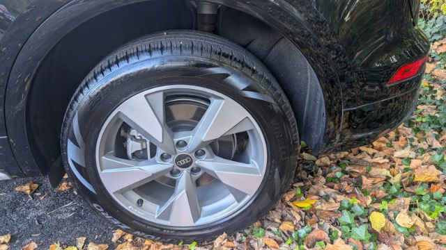 Used 2024 Audi Q5 2.0T Premium Plus w/ Premium Plus Package image 10