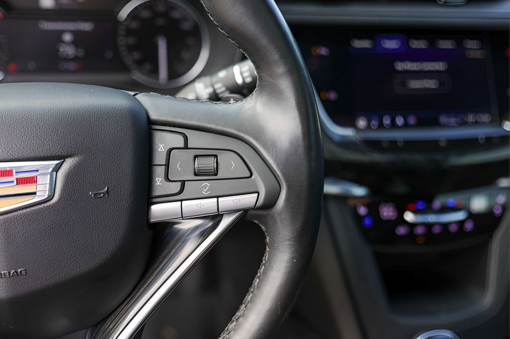 Used 2021 Cadillac XT6 Premium Luxury FWD image 13