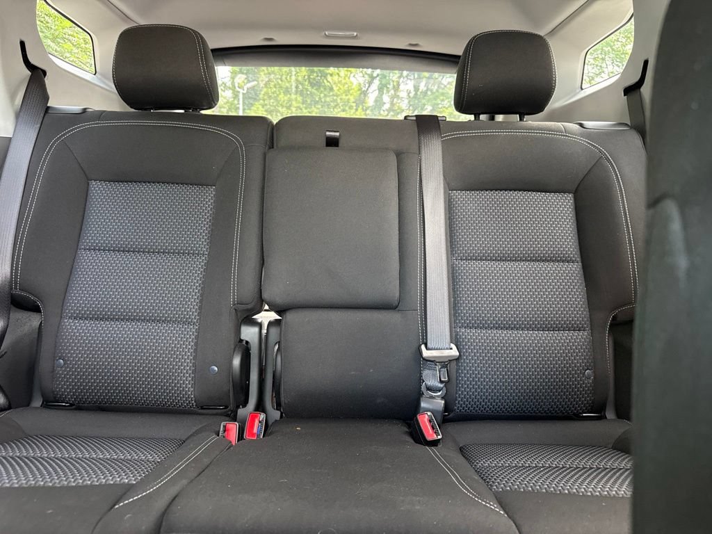 Used 2023 GMC Terrain SLE w/ Driver Convenience Package AWD/4WD image 23