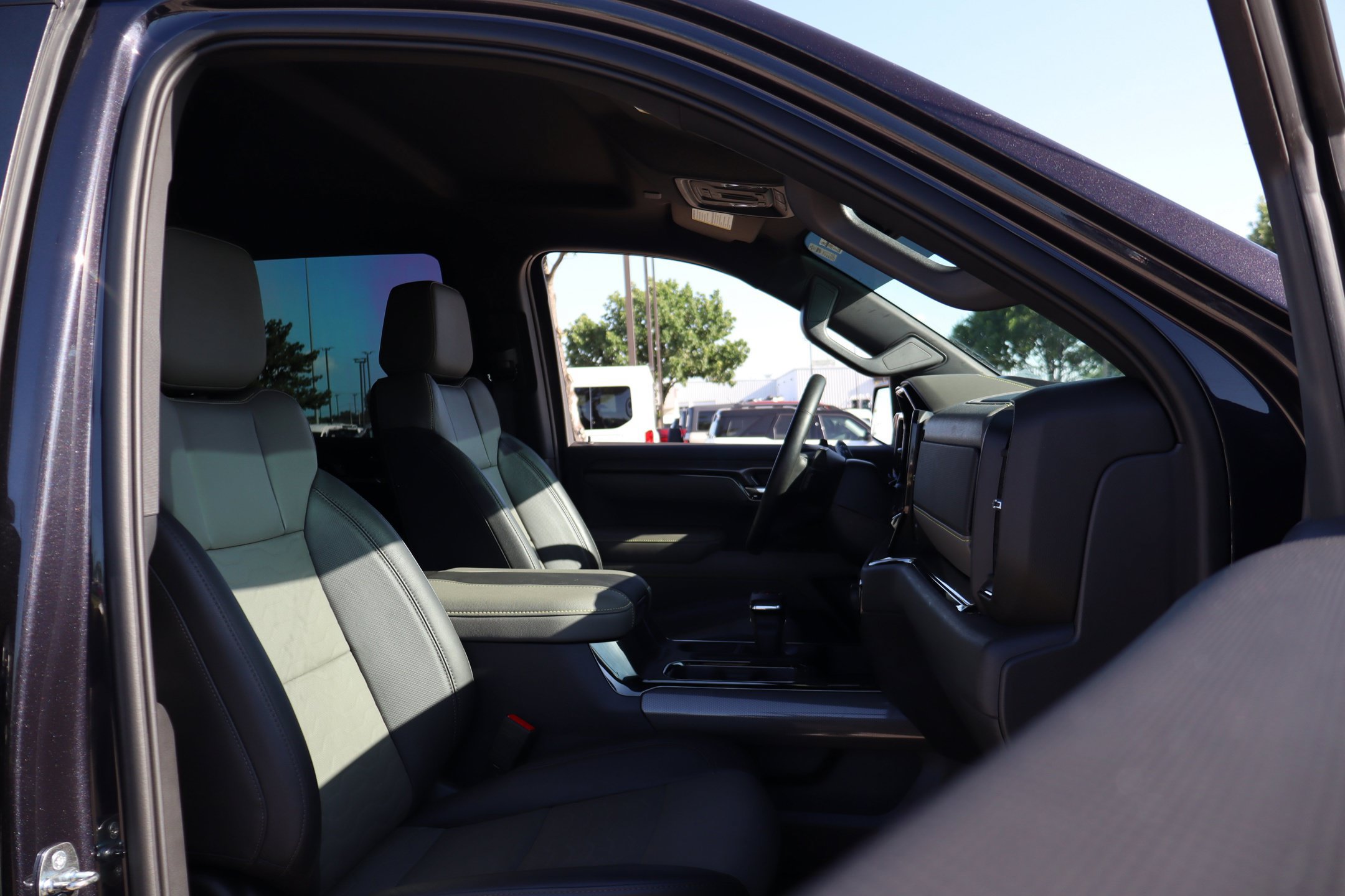 Used 2023 Chevrolet Silverado 1500 ZR2 AWD/4WD image 33