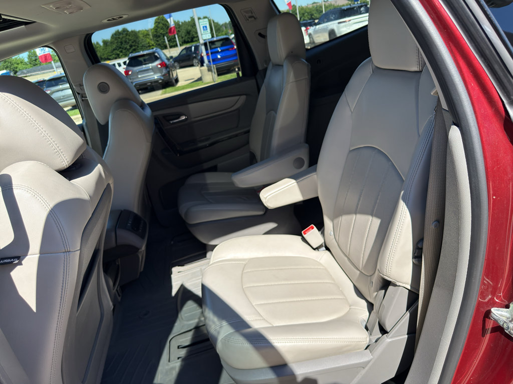 Used 2016 Chevrolet Traverse LTZ FWD image 14