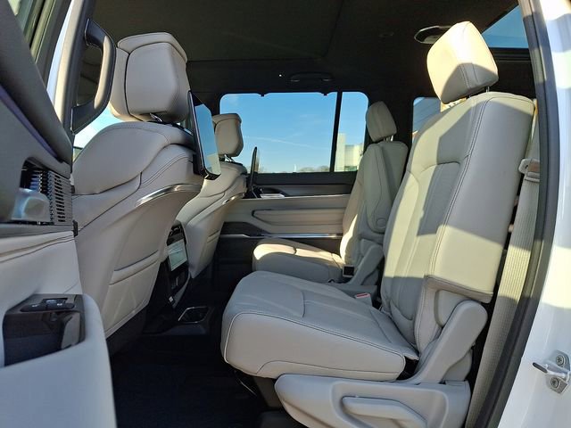 New 2026 Jeep Grand Wagoneer Summit w/ Rear Seat Video Group I image 5
