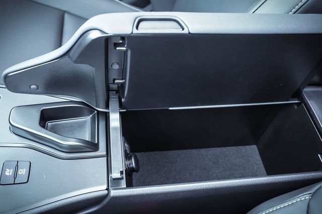 Used 2026 Lexus UX 300h FWD w/ Accessory Package (P1) image 18