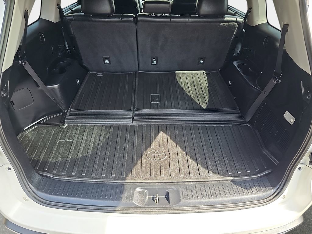 Used 2018 Toyota Highlander Limited Platinum AWD/4WD image 13