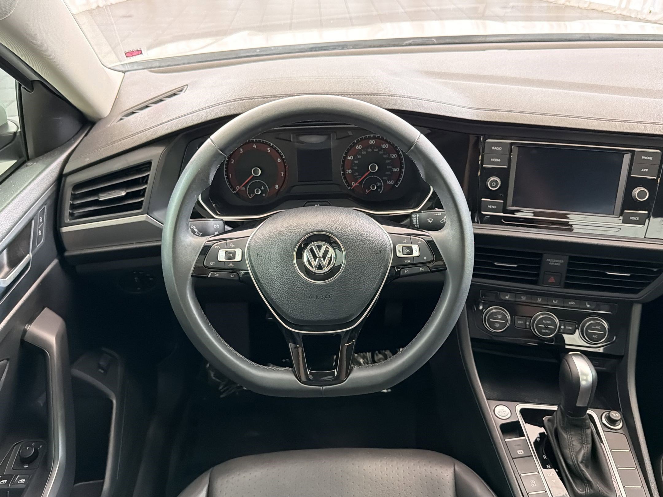 Used 2020 Volkswagen Jetta SE FWD image 22