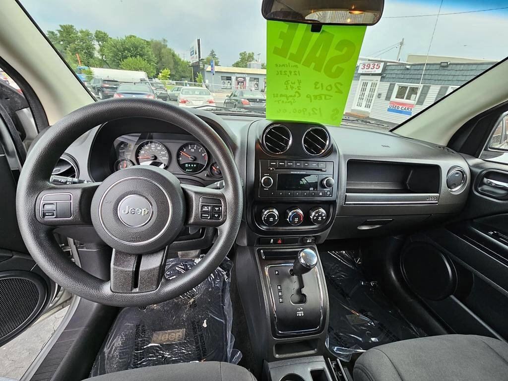Used 2013 Jeep Compass Sport image 2
