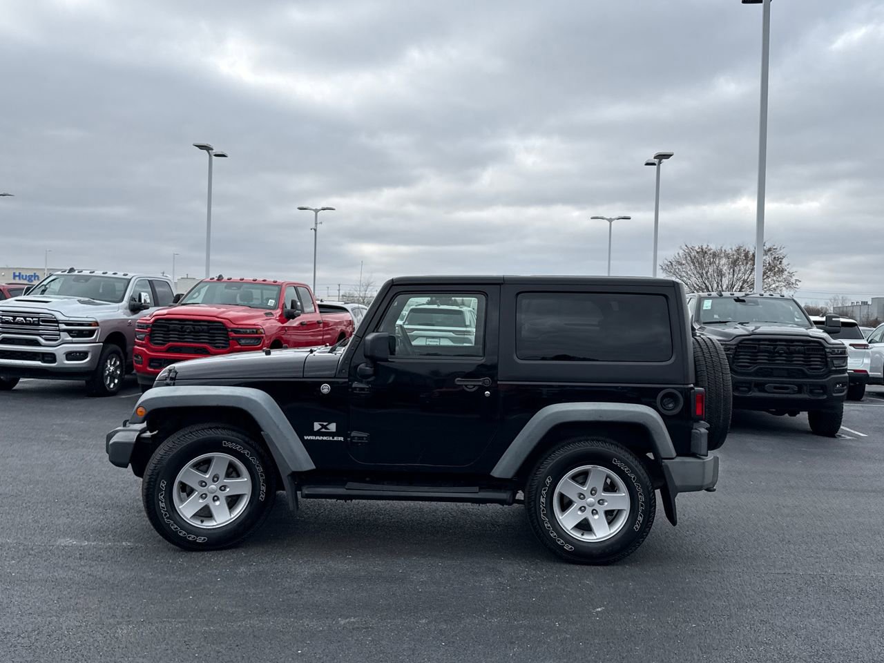 Used 2009 Jeep Wrangler X image 6