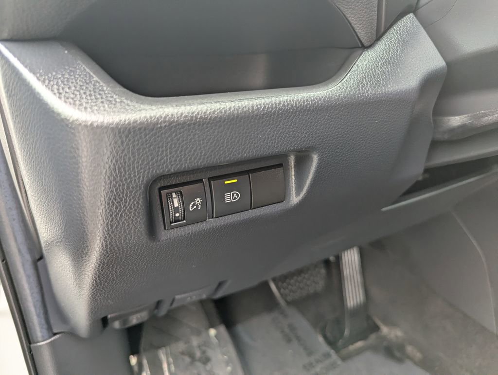 Used 2020 Toyota RAV4 LE w/ All Weather Liner Package AWD/4WD image 14