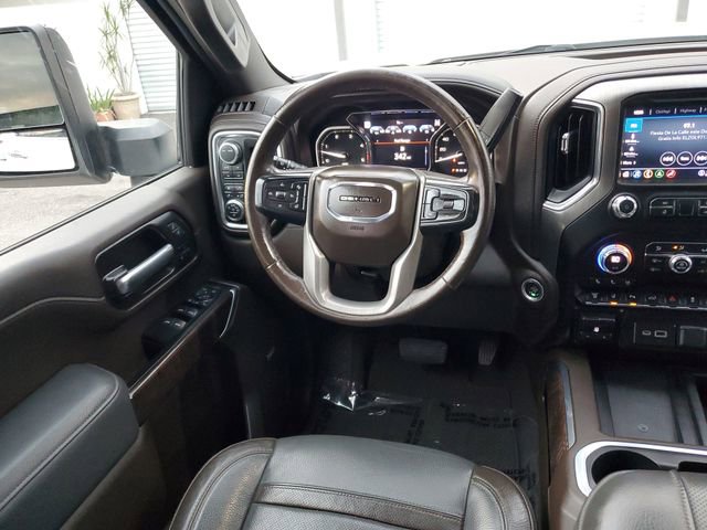 Used 2022 GMC Sierra 3500 Denali image 13