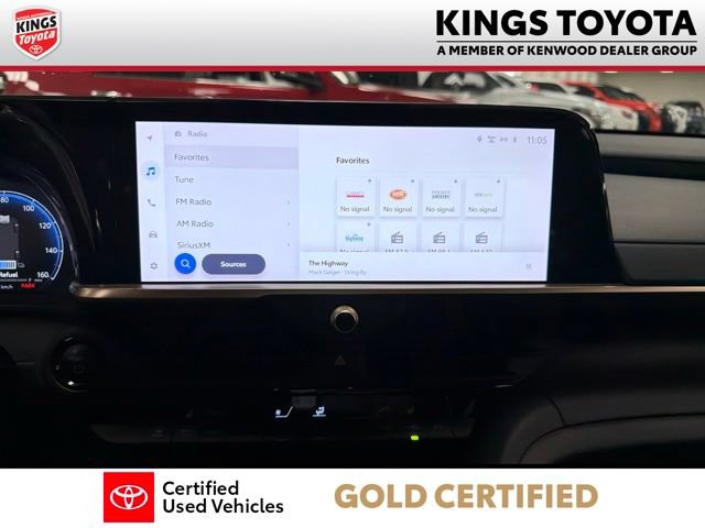 Certified 2023 Toyota Crown AWD/4WD image 20