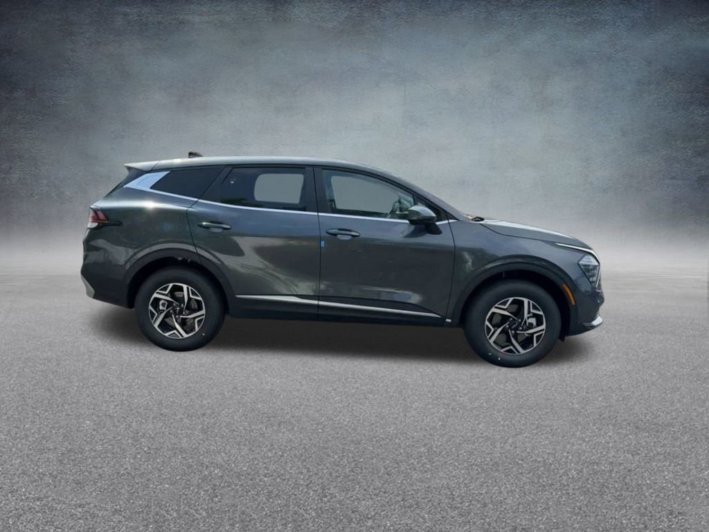 Used 2024 Kia Sportage LX image 25