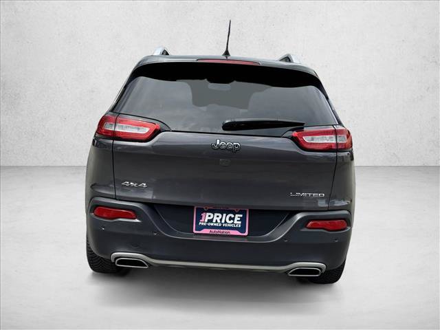 Used 2018 Jeep Cherokee Limited AWD/4WD image 6