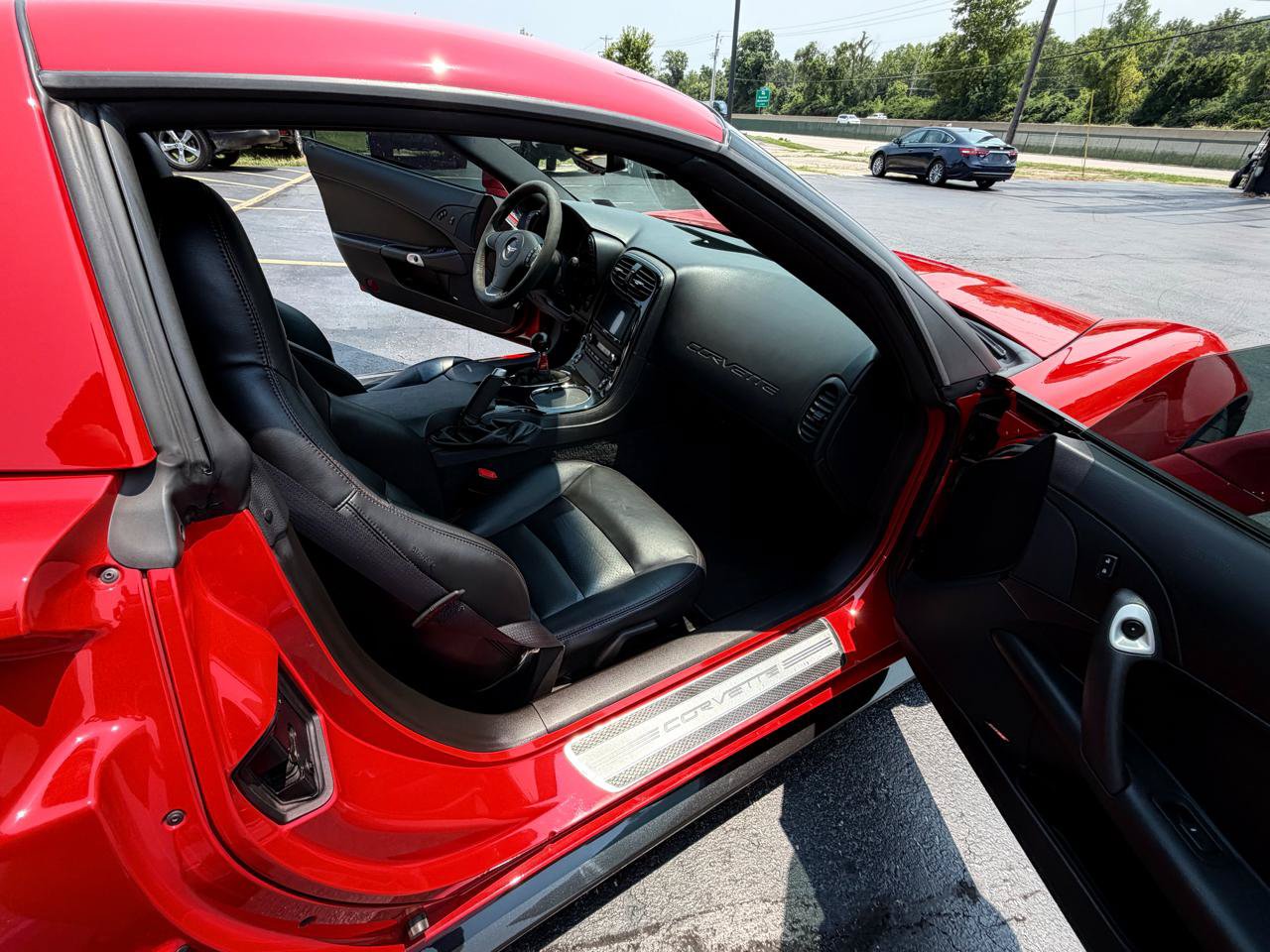 Used 2008 Chevrolet Corvette Z06 w/ Preferred Equipment Group RWD image 32