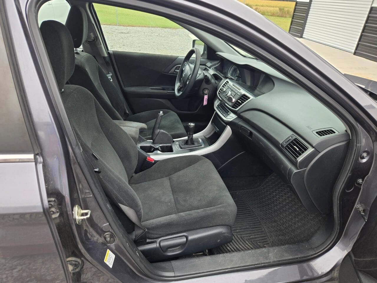 Used 2013 Honda Accord LX image 4