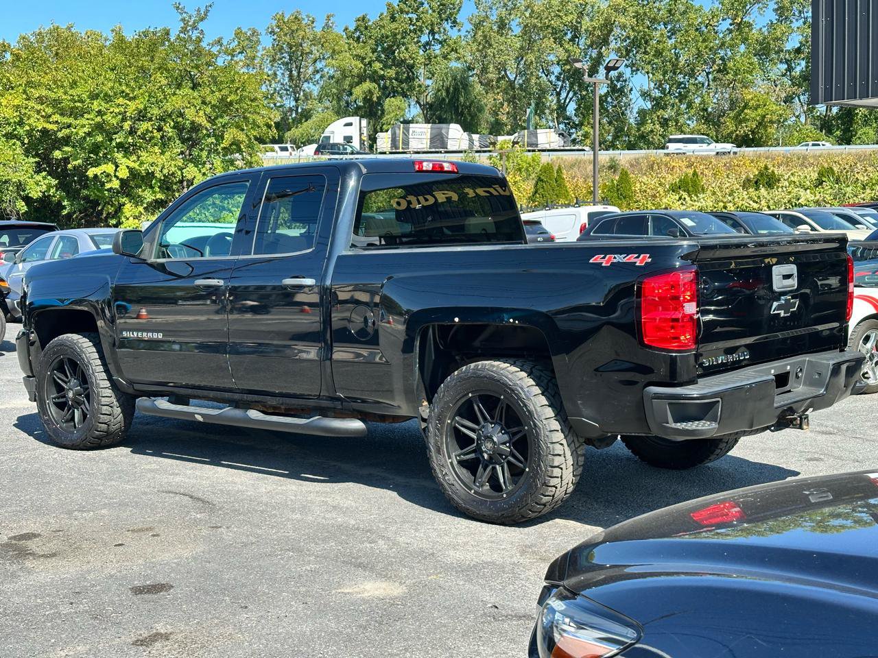 Used 2017 Chevrolet Silverado 1500 Custom w/ LPO, Black Pack AWD/4WD image 5