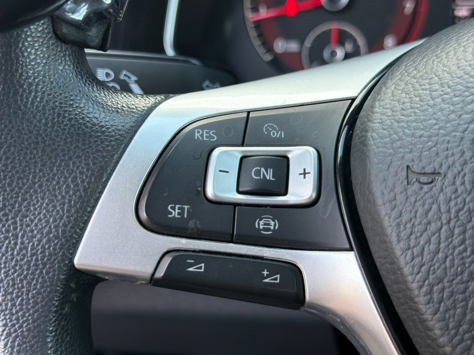 Used 2019 Volkswagen Jetta S w/ Driver Assistance Package FWD image 26