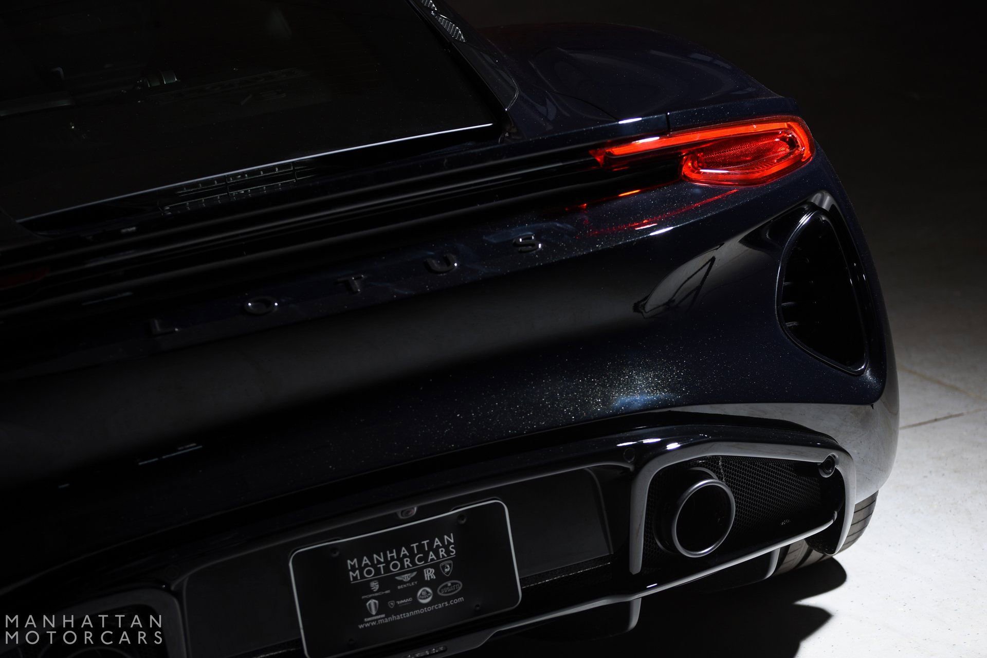 Used 2024 Lotus Emira First Edition image 9