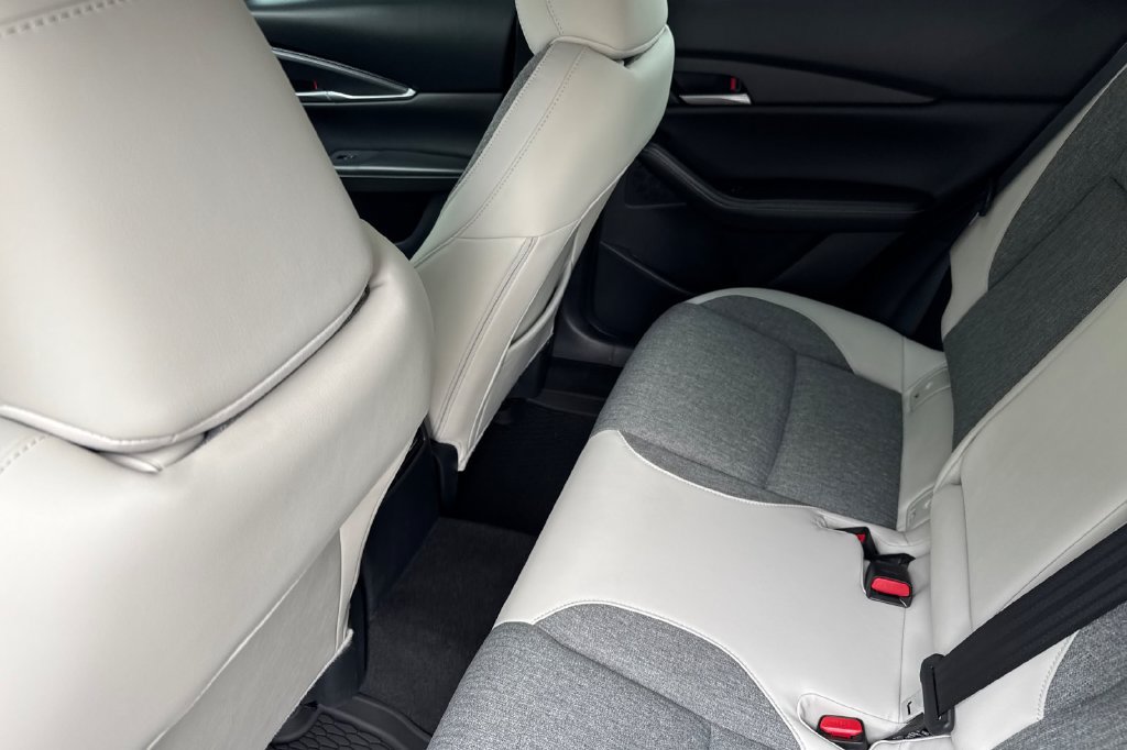 Certified 2026 MAZDA CX-30 AWD 2.5 S image 17